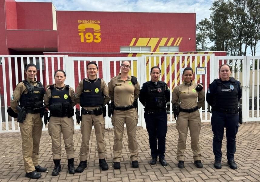 AGENTES FEMININAS DA POLÍCIA MILITAR E DA GUARDA MUNICIPAL DE SÃO MIGUEL PARTICIPAM DE PALESTRA SOBRE LEI MARIA DA PENHA E O FEMINICÍDIO