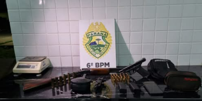 PM RECUPERA CARRO ROUBADO E APREENDE ARMAMENTO NA ÁREA RURAL DE MATELÂNDIA