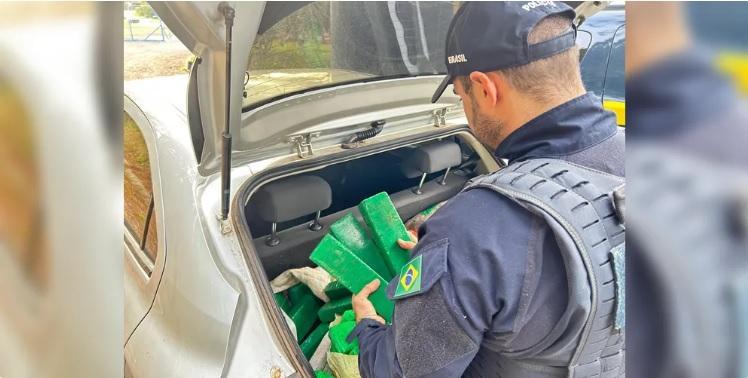 DUPLA CARREGA MACONHA E SKUNK EM SANTA HELENA E ACABA PRESA EM PONTA GROSSA