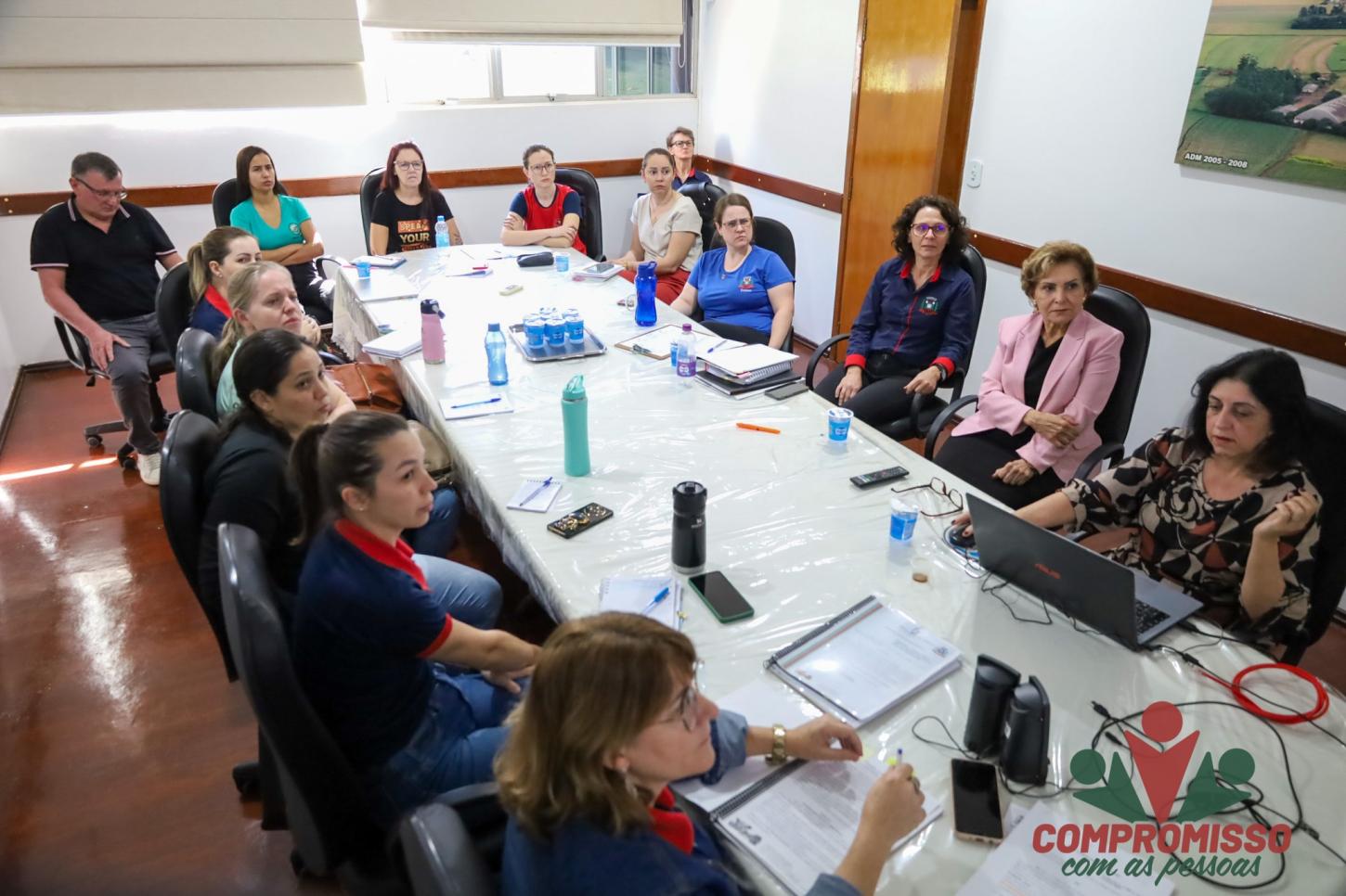 MISSAL AVANÇA NOS ESTUDOS DE REFORMULAÇÃO DO PLANO DE CARGOS E SALÁRIOS DO MAGISTÉRIO