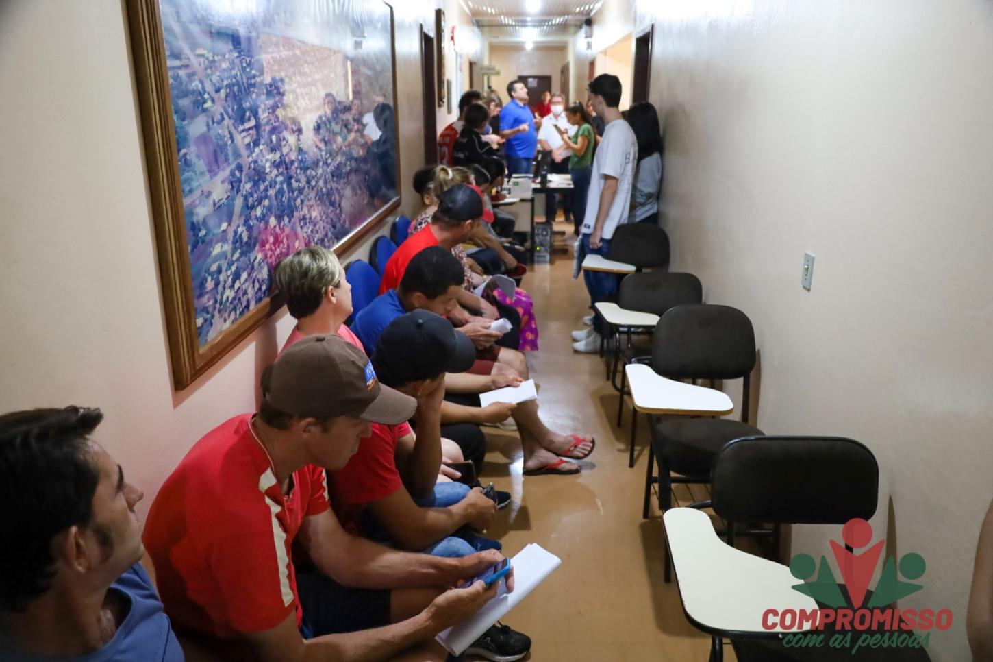 MUTIRÃO DE EMPREGOS EM MISSAL PREENCHEU 34 VAGAS DE TRABALHO