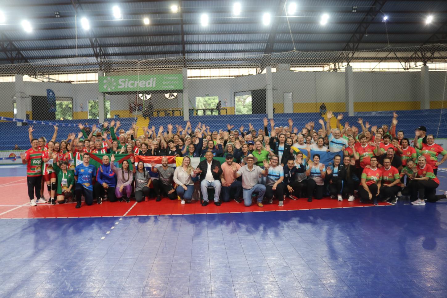 ATLETAS DO VÔLEI CÂMBIO, CORRIDA DE RUA E BOCHA DE SÃO MIGUEL FIZERAM BONITO EM EVENTOS REGIONAIS NO FIM DE SEMANA 