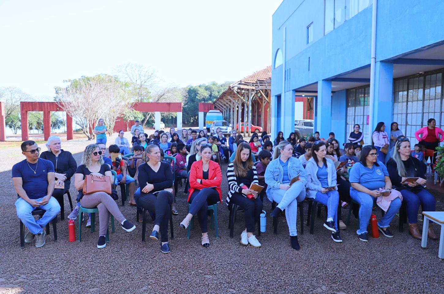EDUCAÇÃO ANTIRRACISTA EM FOCO: LANÇAMENTO DE MATERIAL DE APOIO É REALIZADO NA ESCOLA ARANDU RENDA EM ITAIPULÂNDIA