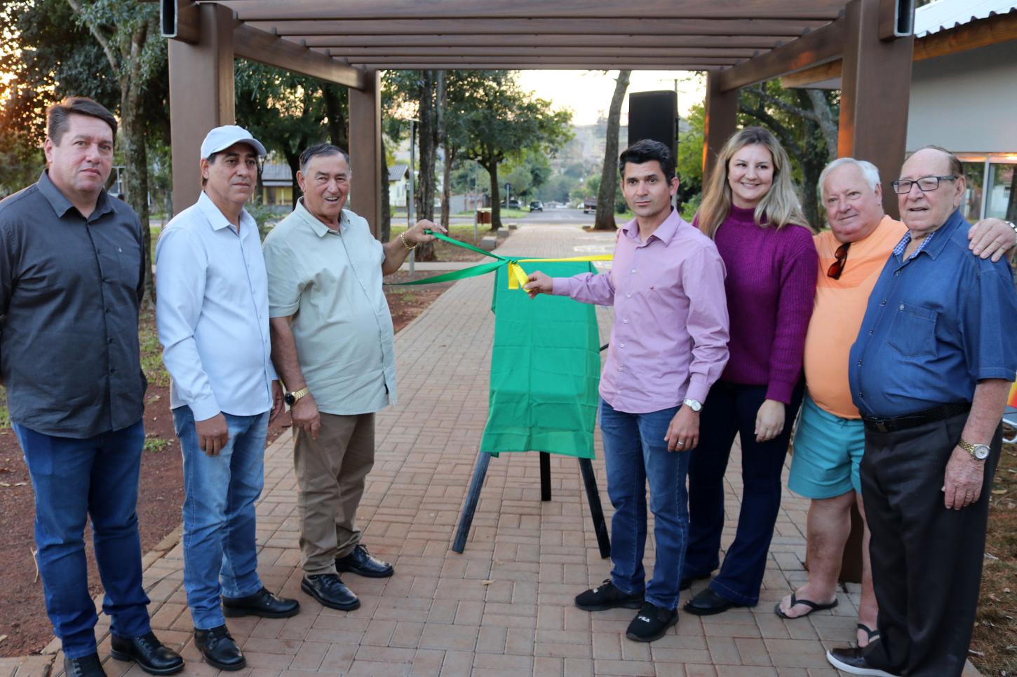 GOVERNO DE SÃO MIGUEL INAUGURA REVITALIZAÇÃO DA PRAÇA NOÉ NUNES DE MEDEIROS