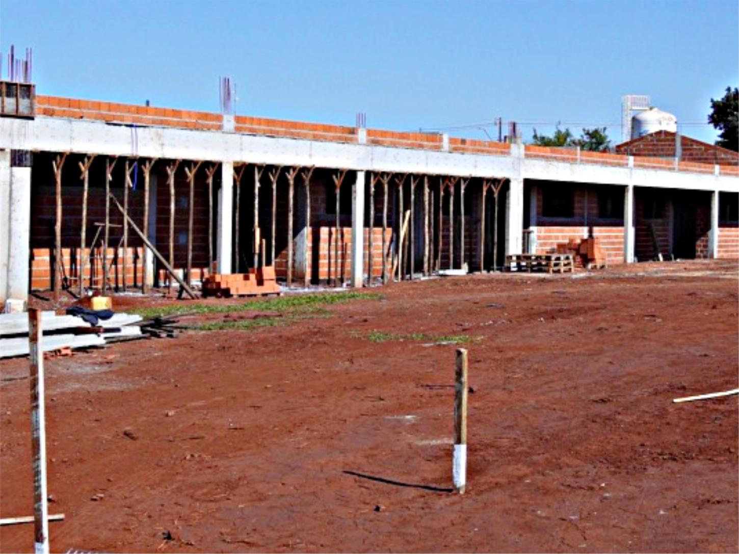 OBRA DE CONSTRUÇÃO DA ESCOLA MUNICIPAL NO DISTRITO SÃO JORGE EM SÃO MIGUEL SEGUE AVANÇANDO