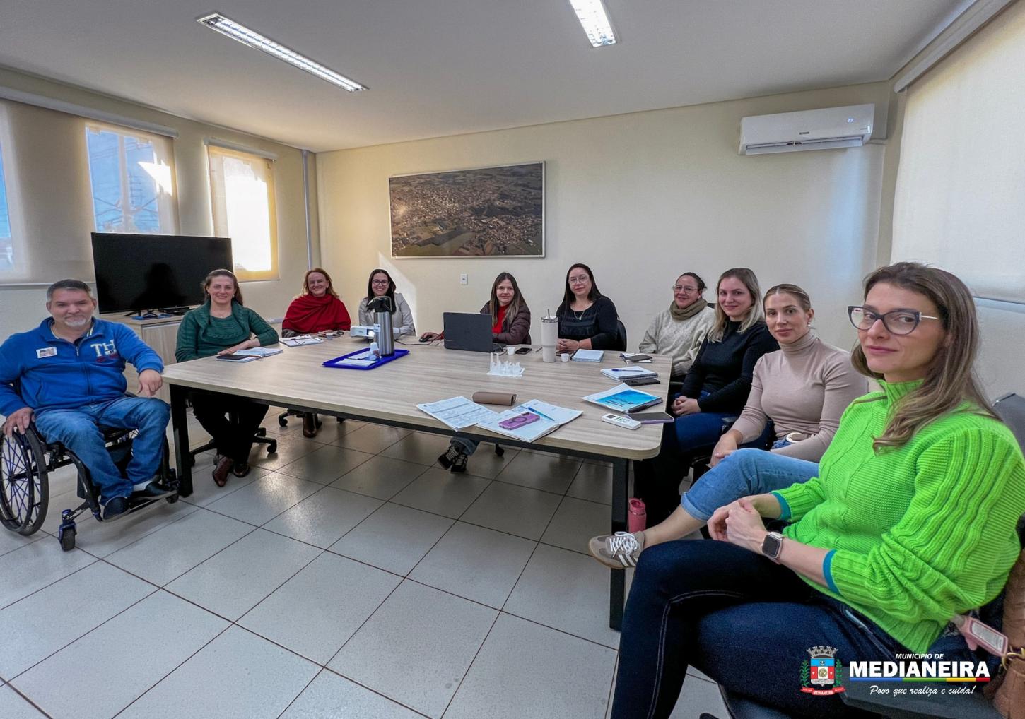 REUNIÃO DO COLEGIADO DE GESTÃO DISCUTE A ELABORAÇÃO DO PLANO MUNICIPAL DE SAÚDE 2026-2029 EM MEDIANEIRA