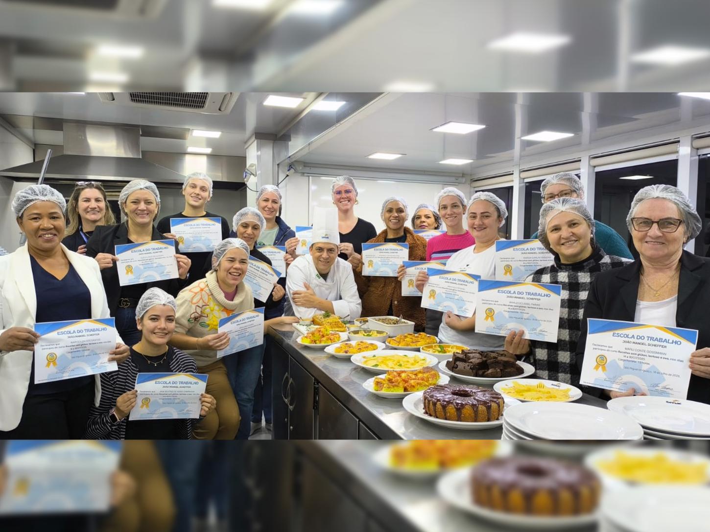 UNIDADE MÓVEL DO SENAC DE PÃES E CONFEITOS FORMA 45 PROFISSIONAIS NA PRIMEIRA SEMANA EM SÃO MIGUEL