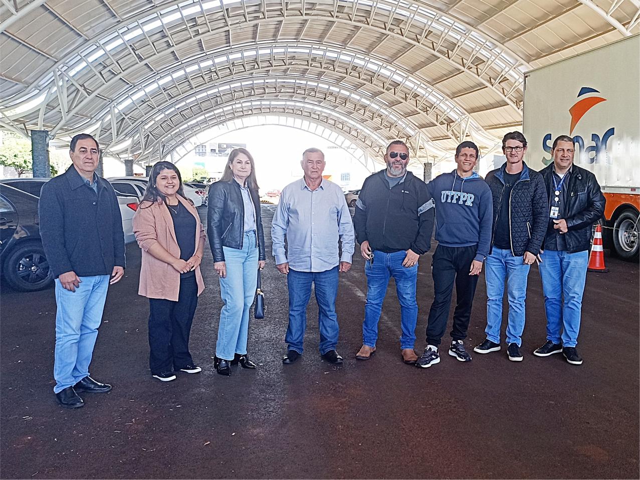 COMITIVA DE VERA CRUZ DA OESTE VISITA SÃO MIGUEL DO IGUAÇU PARA CONHECER PROJETO DA RUA COBERTA ADDY CAVALCA