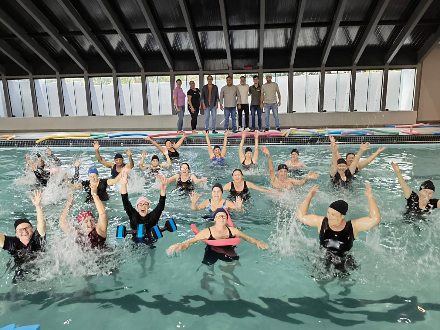 PROJETO DE HIDROGINÁSTICA DE SÃO MIGUEL REINICIA COM TURMAS EMPOLGADAS E ESTIMULANDO A MELHORA NA QUALIDADE DE VIDA