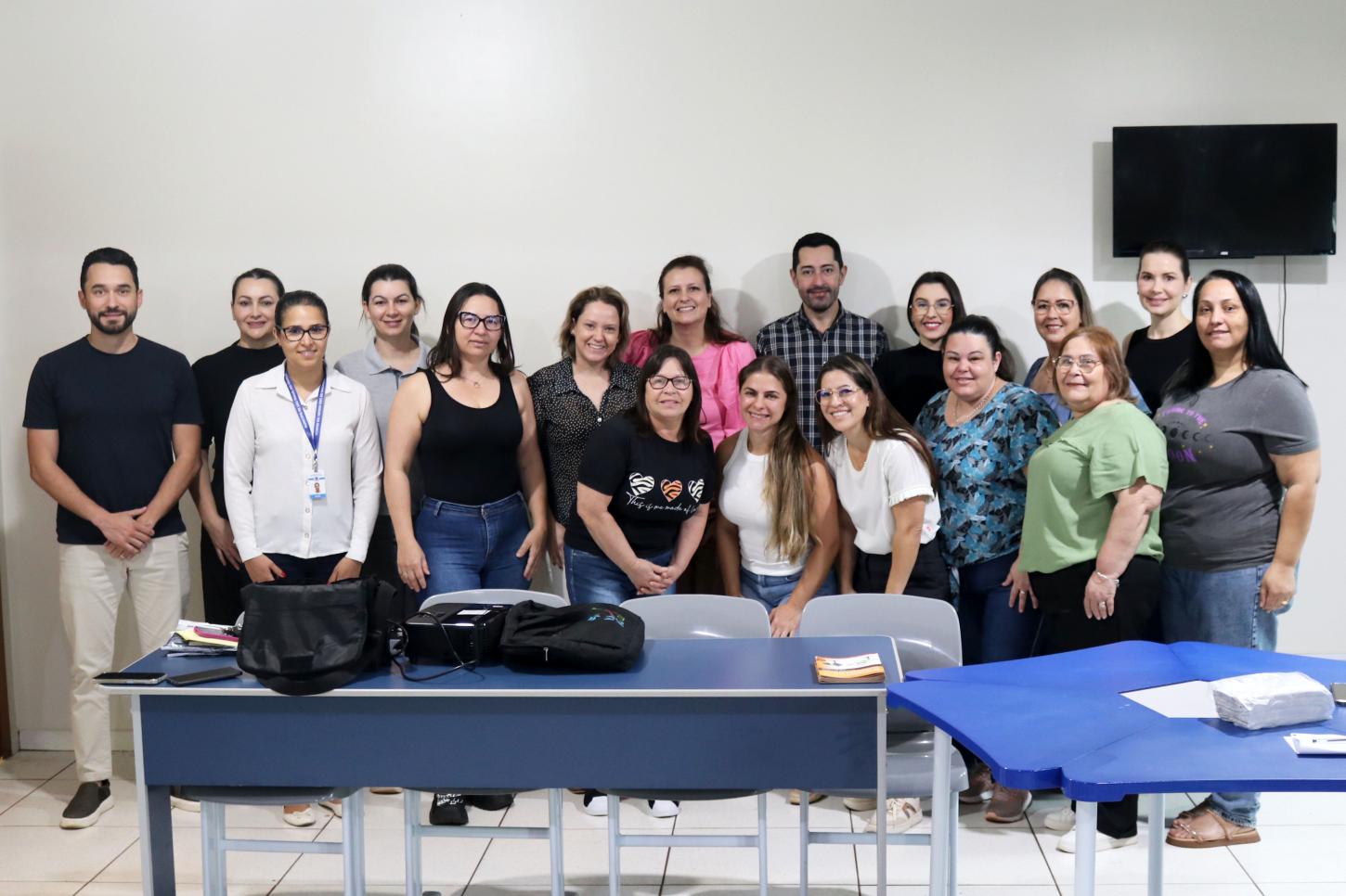 PROFISSIONAIS DE SÃO MIGUEL DO IGUAÇU TÊM ENCONTRO PARA ALINHAR INDICADORES DA SAÚDE BUCAL