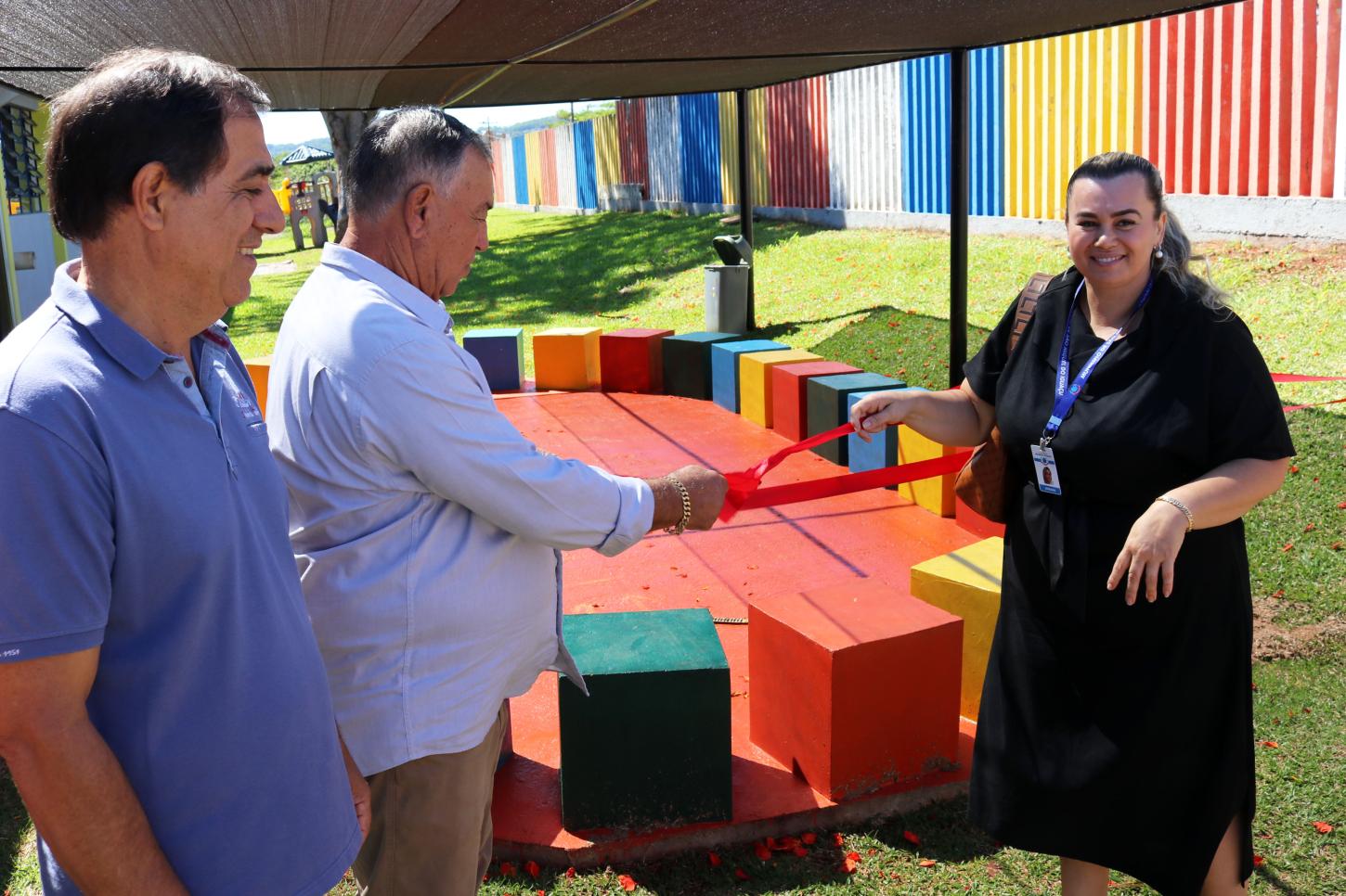 GOVERNO MUNICIPAL DE SMI AMPLIA ESTRUTURA DO CAIA COM NOVOS ESPAÇOS DE INFORMÁTICA, CULTURA, ESPORTE E LAZER