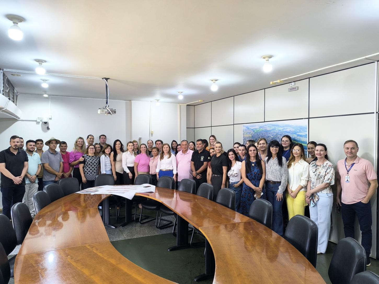 GOVERNO MUNICIPAL DE SÃO MIGUEL APRESENTA PROJETO DA CASA DA MULHER PARANAENSE