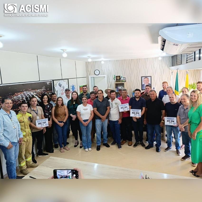 SÃO MIGUEL - PRESIDENTE DA ACISMI PARTICIPAR DA ASSINATURA DA ORDEM DE SERVIÇO DO PROJETO DE REQUALIFICAÇÃO URBANA DA FARROUPILHA