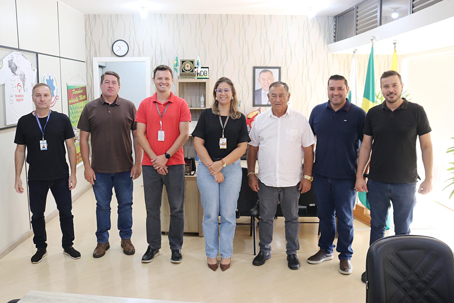 GOVERNO MUNICIPAL DE SÃO MIGUEL RECEBE REPRESENTANTES DA COPEL E COBRA SOLUÇÕES PARA QUEDAS DE ENERGIA