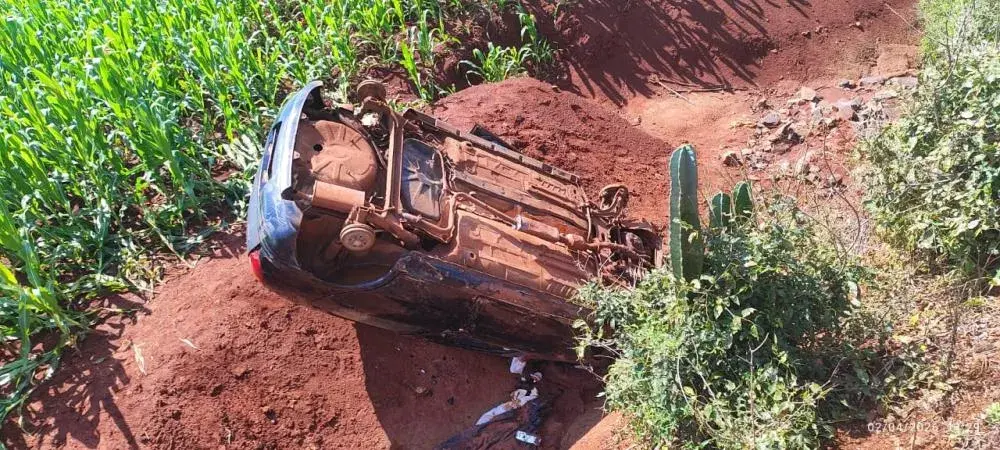CAPOTAMENTO COM IDOSOS DEIXA FERIDOS NO INTERIOR DE MARECHAL RONDON