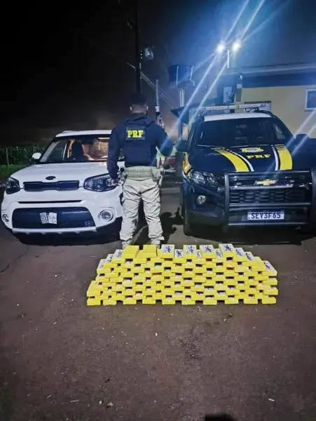CASAL É PRESO COM QUASE 100 KG DE COCAÍNA NA BR-277 E BEBÊ ESTAVA NO CARRO