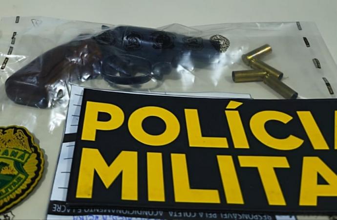 HOMEM É BALEADO APÓS APONTAR ARMA PARA POLICIAIS EM MEDIANEIRA