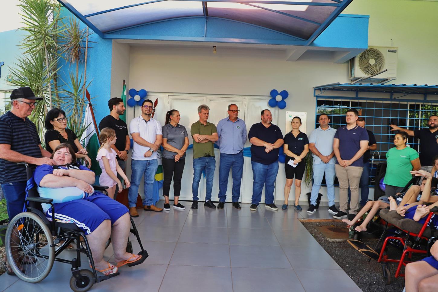 ORGULHO DE ITAIPULÂNDIA! ESCOLA MULTI-EDUCAR DE CARA NOVA IMPRESSIONA