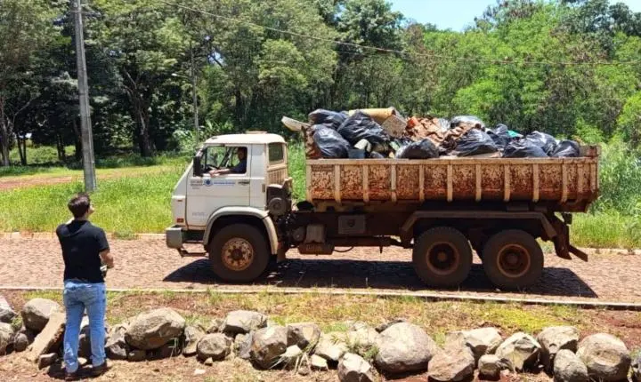 AÇÃO AMBIENTAL NO LAGO DE ITAIPU RECOLHE LIXO E REFORÇA PRESERVAÇÃO EM SÃO MIGUEL DO IGUAÇU