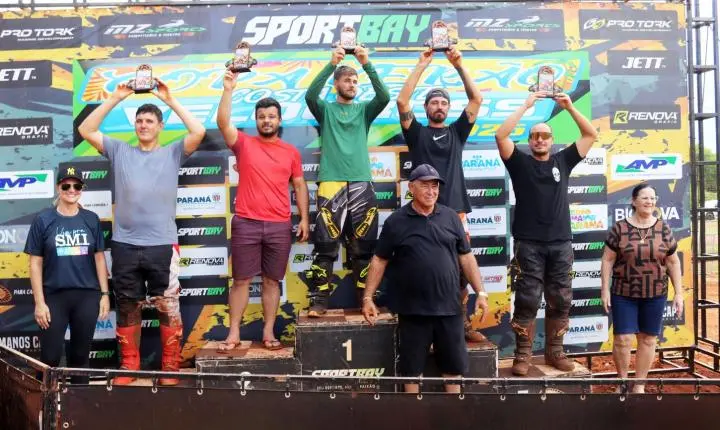 ADRENALINA, VELOCIDADE E MUITA EMOÇÃO MARCAM FINAL DA COPA VERÃO COSTA OESTE DE VELOCROSS NA PRAINHA DE SÃO MIGUEL