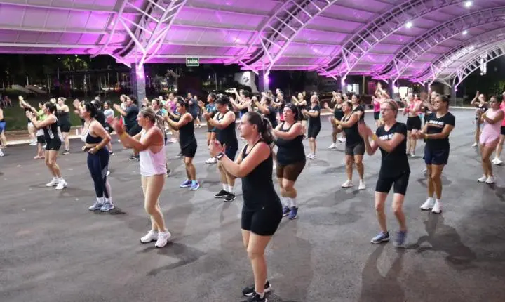 AULÃO DE RITBOX REÚNE MULHERES EM AÇÃO ESPECIAL DE SAÚDE E BEM-ESTAR EM SÃO MIGUEL DO IGUAÇU