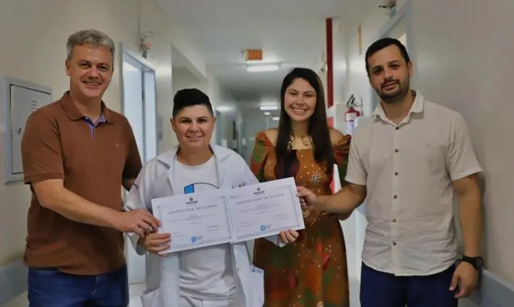 CERTIFICADOS DE ELOGIO RECONHECEM PROFISSIONAIS DA SAÚDE EM ITAIPULÂNDIA