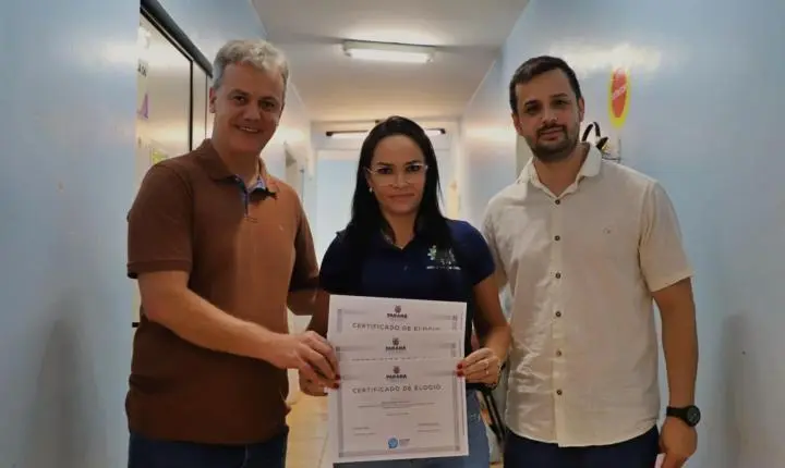 CERTIFICADOS DE ELOGIO RECONHECEM PROFISSIONAIS DA SAÚDE EM ITAIPULÂNDIA