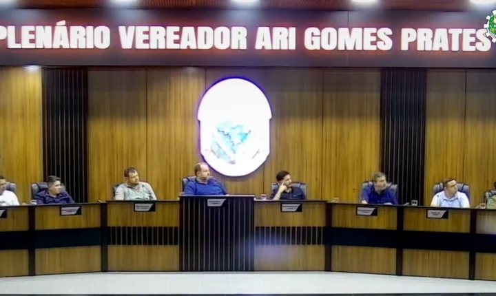 CONTAS DA EX-PREFEITA DE ITAIPULÂNDIA, CLEIDE PRATES, SÃO APROVADAS POR UNANIMIDADE NA CÂMARA MUNICIPAL