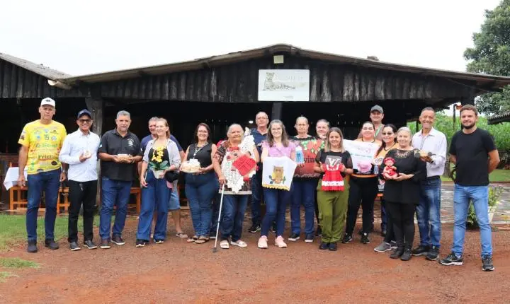 DIA DO ARTESÃO É CELEBRADO EM SÃO MIGUEL COM ENCONTRO ÀS MARGENS DO PARQUE NACIONAL DO IGUAÇU