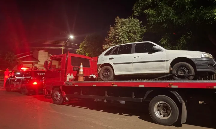 EXECUÇÃO A TIROS EM ITAIPULÂNDIA: VEÍCULO SUSPEITO DE EXECUÇÃO É LOCALIZADO EM MISSAL APÓS HOMEM SER MORTO A TIROS EM ITAIPULÂNDIA