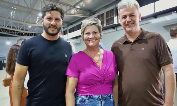 GOVERNADOR RATINHO JUNIOR ANUNCIA PACOTE DE MELHORIAS EM RODOVIAS QUE BENEFICIA ITAIPULÂNDIA E OESTE