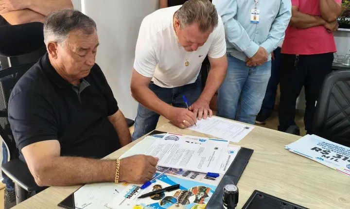 GOVERNO MUNICIPAL DE SÃO MIGUEL ASSINA ORDENS DE SERVIÇO PARA REQUALIFICAÇÃO URBANA NO CENTRO E AMPLIAÇÃO DO SANEAMENTO RURAL