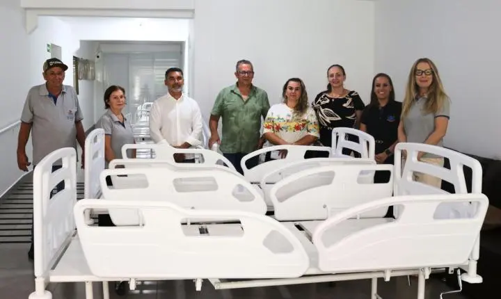 GOVERNO MUNICIPAL DE SÃO MIGUEL ENTREGA NOVAS CAMAS HOSPITALARES AO LAR DOS IDOSOS DOM SCALABRINI