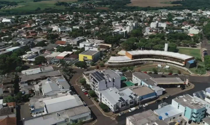 MORADORA DE SÃO MIGUEL DO IGUAÇU GANHA R$ 100 MIL NO NOTA PARANÁ